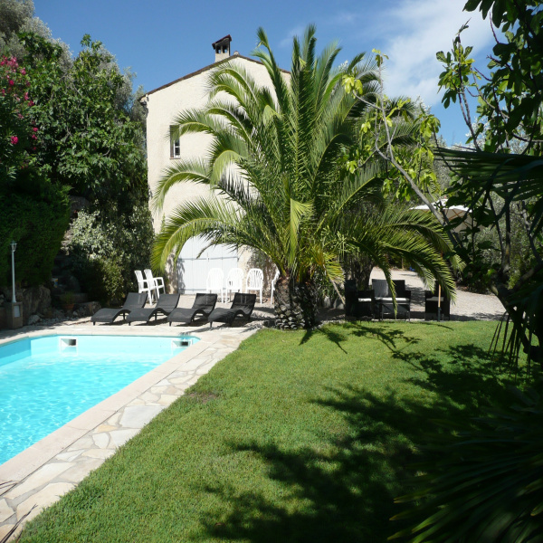 Offres de vente Villa Tourrettes 83440