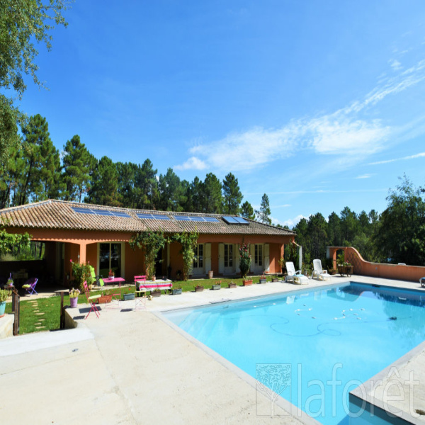 Offres de vente Villa Saint-Paul-en-Forêt 83440