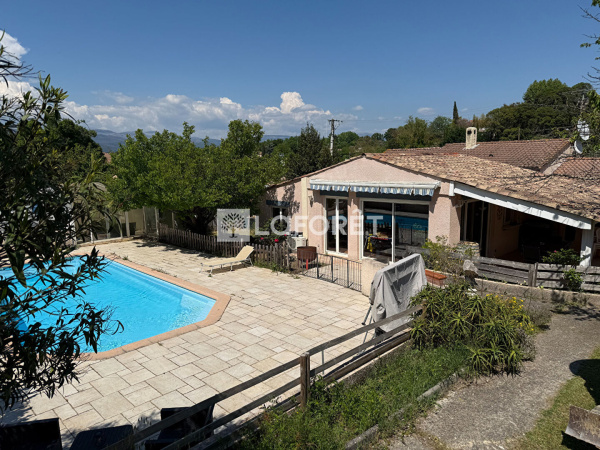 Offres de vente Maison Saint-Paul-en-Forêt 83440