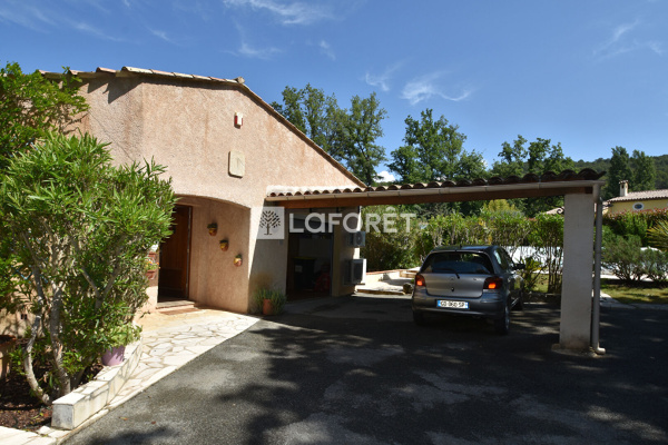 Offres de vente Maison Tourrettes 83440